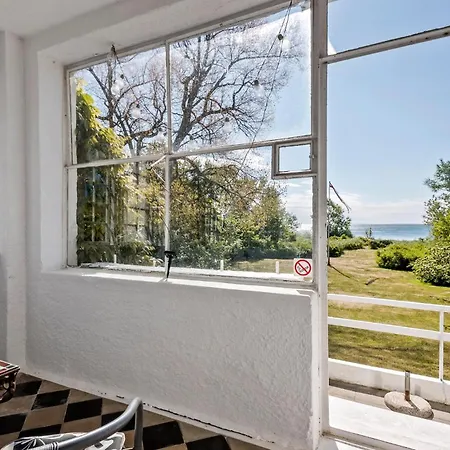 Holiday home Front In Faxe Ladeplads With Wifi